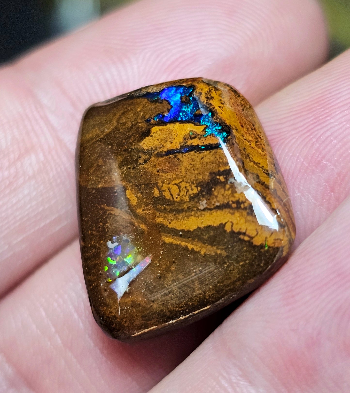 24cts Boulder Opal with an Inlay of an Opal chip - Opal Art (OA66)
