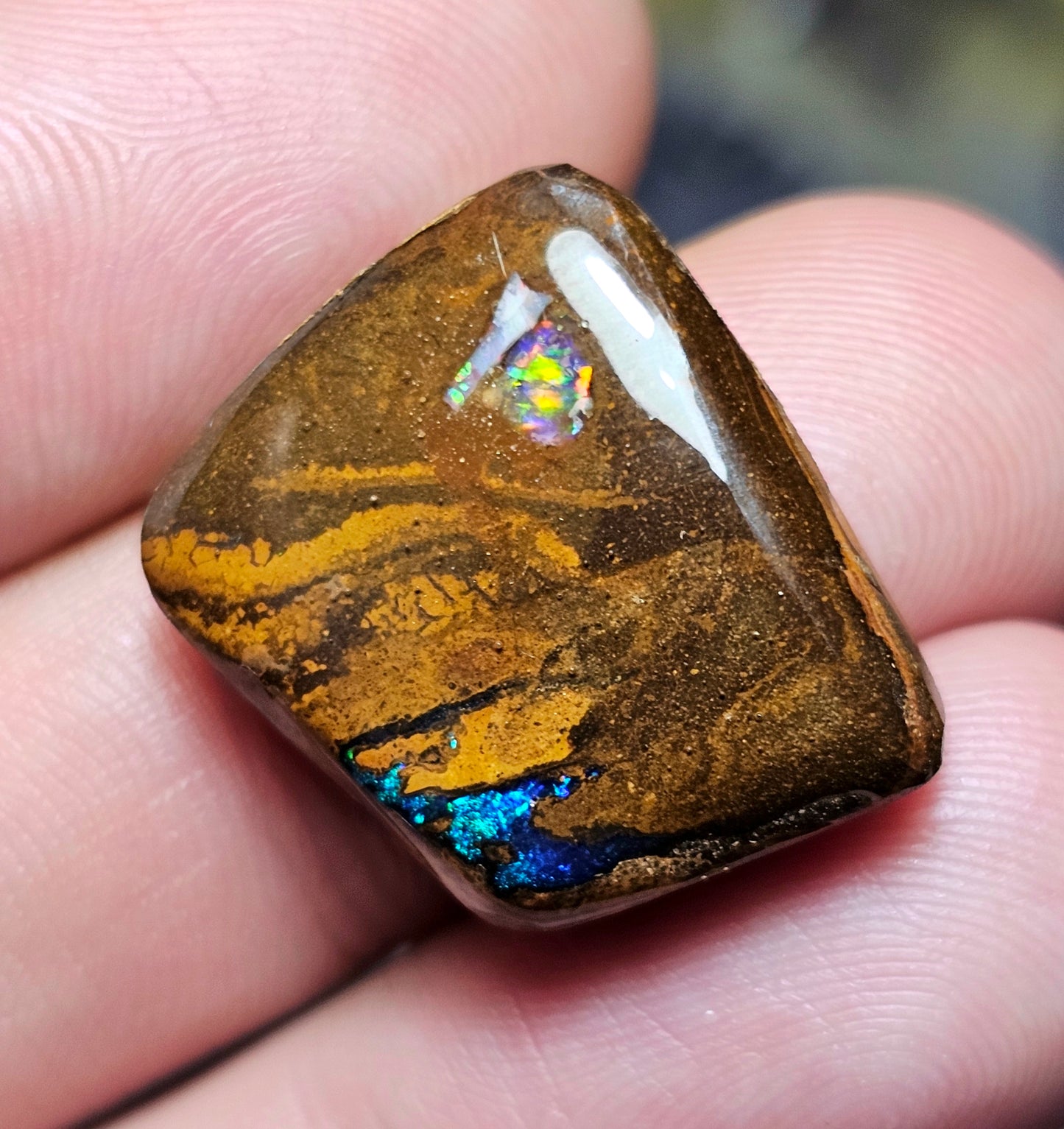 24cts Boulder Opal with an Inlay of an Opal chip - Opal Art (OA66)