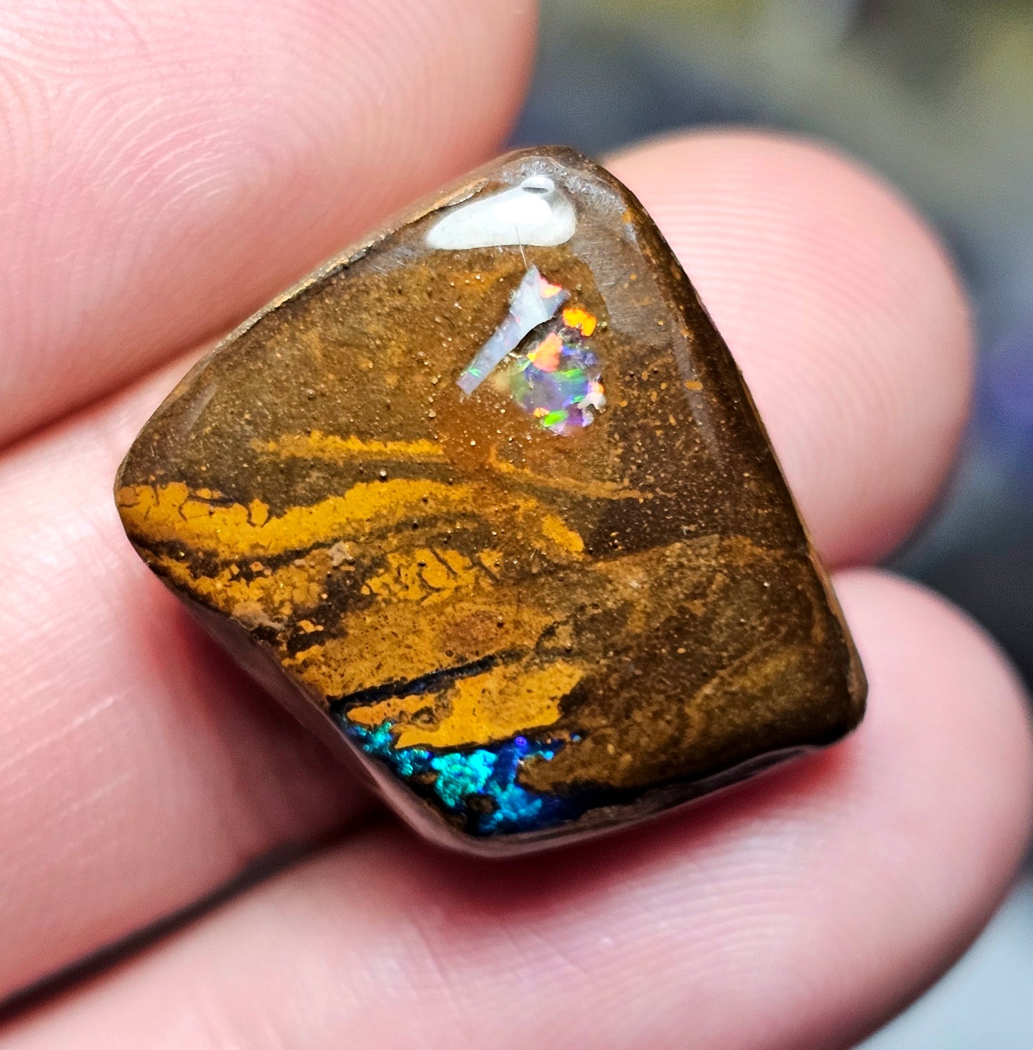 24cts Boulder Opal with an Inlay of an Opal chip - Opal Art (OA66)