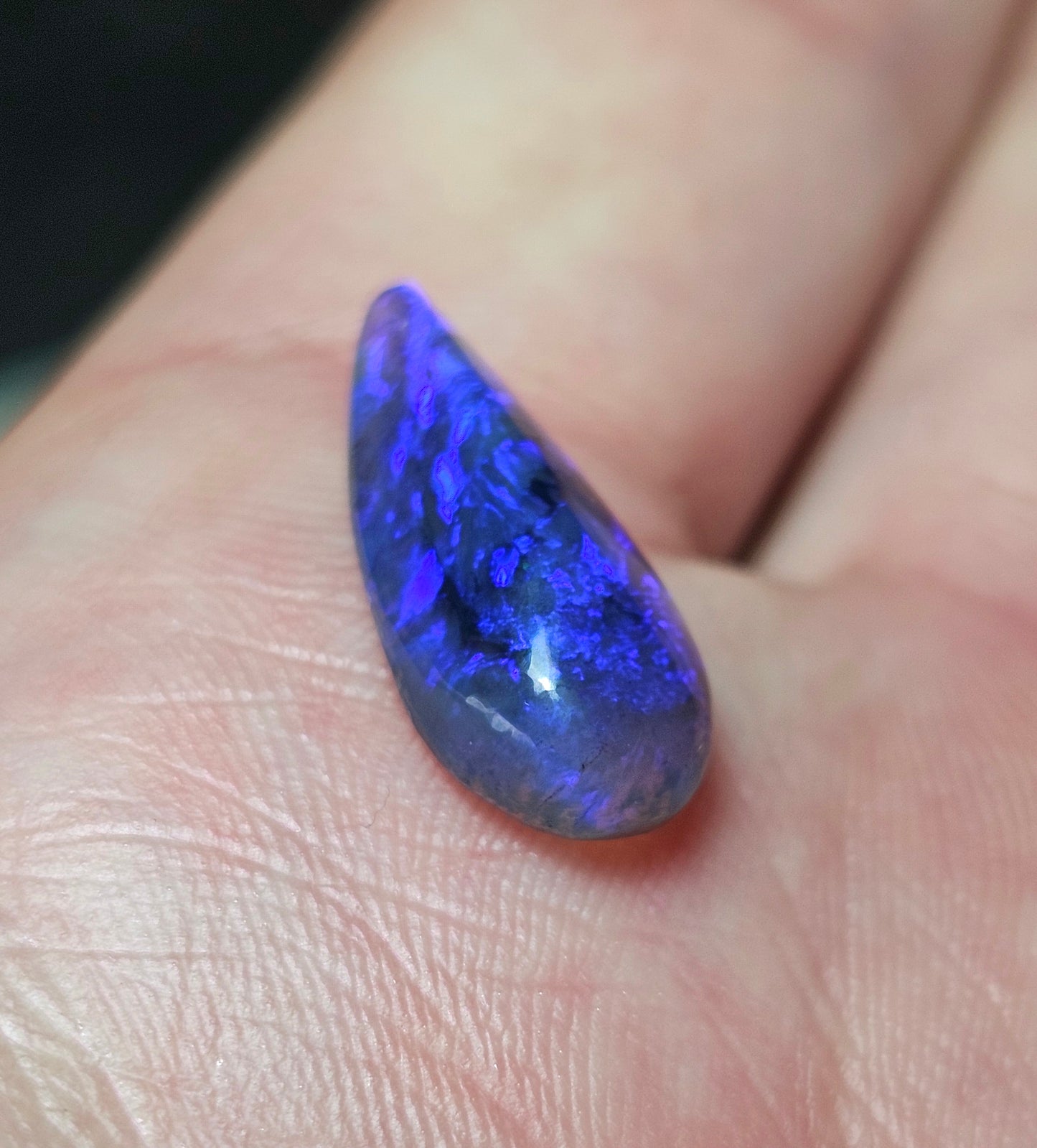 4.75cts Blue Black Opal from Lightning Ridge! (ALR30)