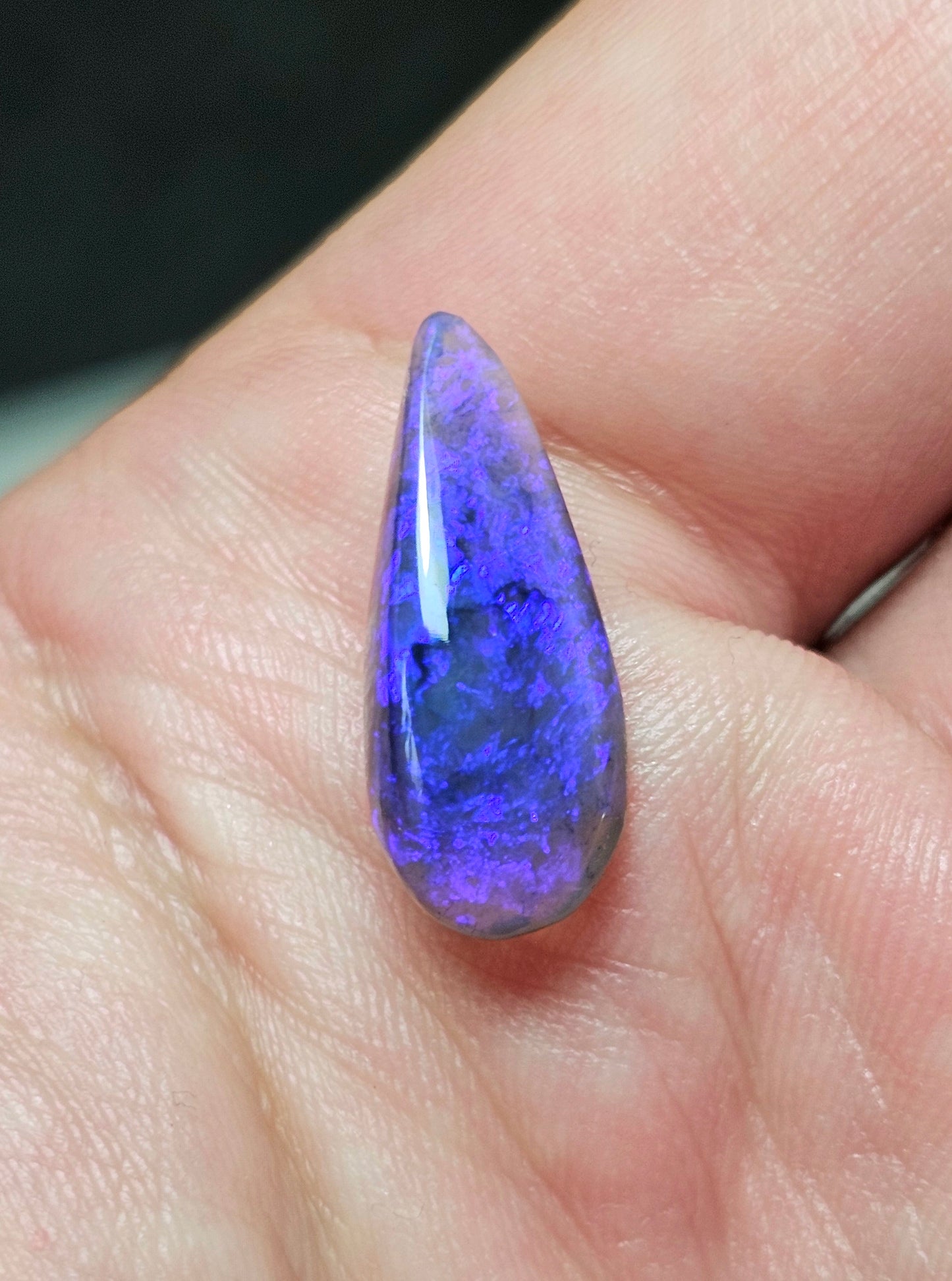 4.75cts Blue Black Opal from Lightning Ridge! (ALR30)