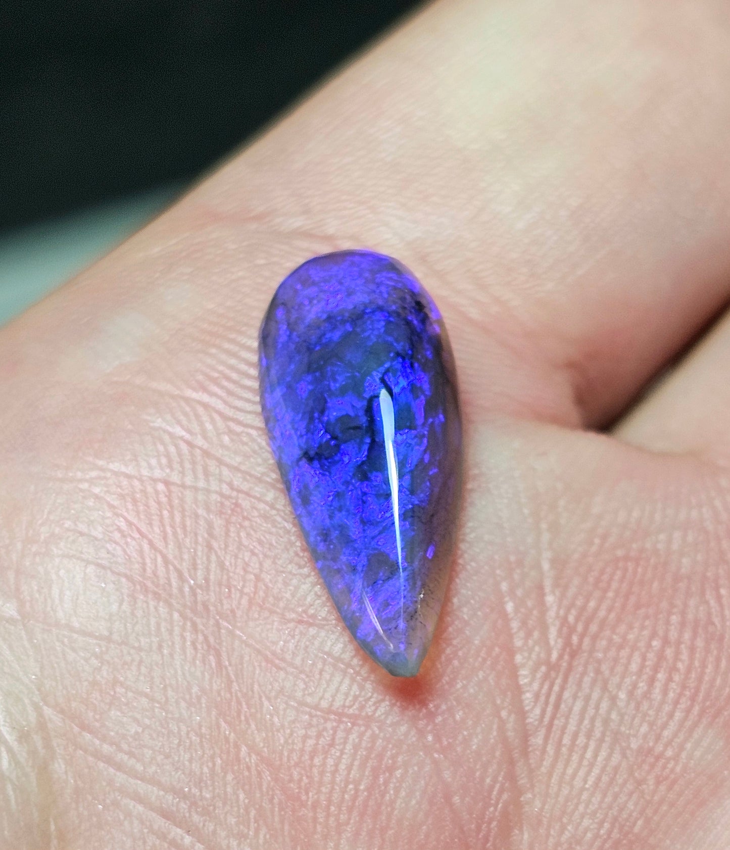 4.75cts Blue Black Opal from Lightning Ridge! (ALR30)