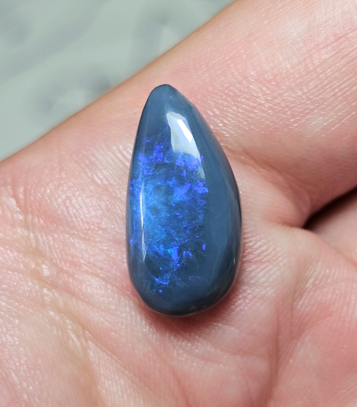 9cts Blue Black Opal from Lightning Ridge! (ALR36)