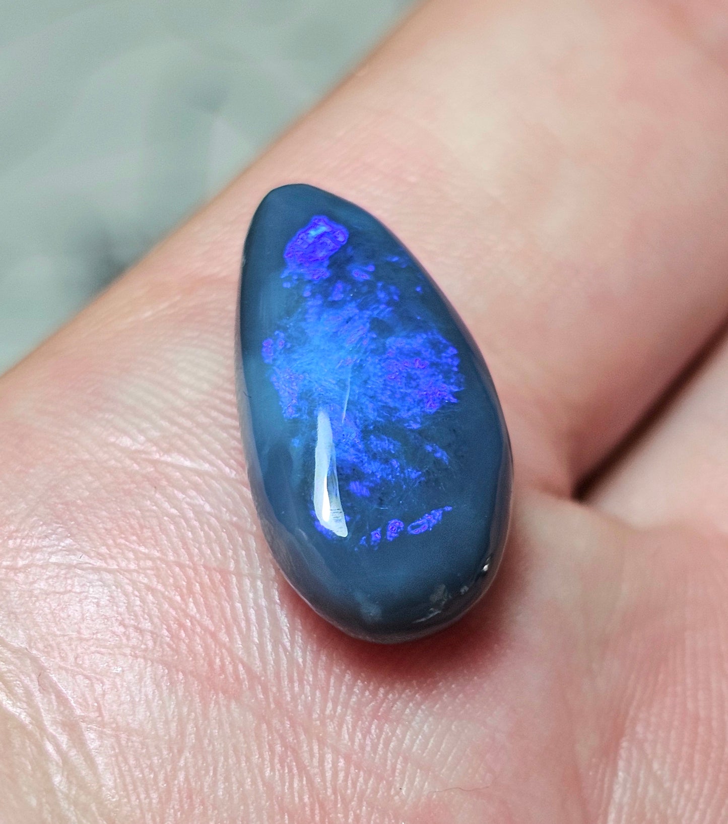 9cts Blue Black Opal from Lightning Ridge! (ALR36)