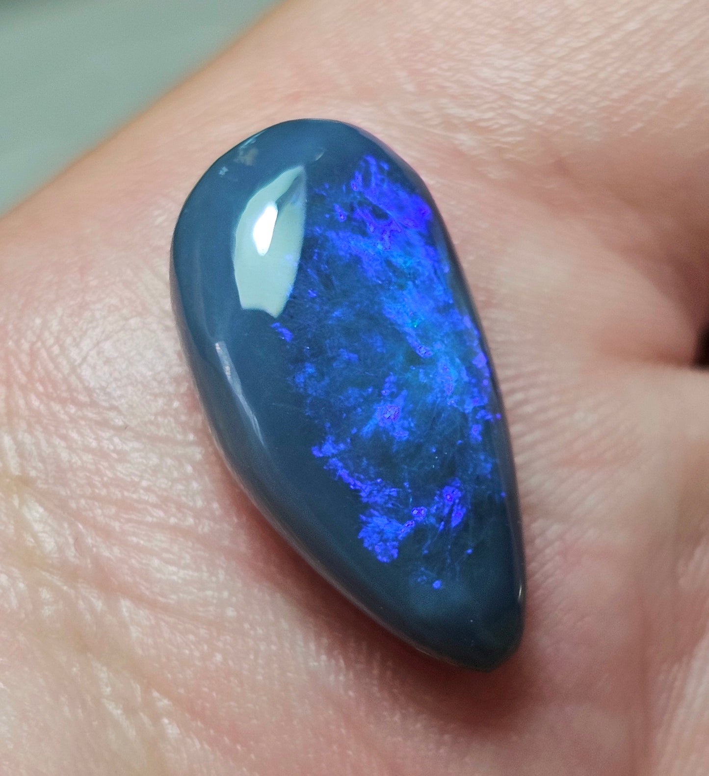 9cts Blue Black Opal from Lightning Ridge! (ALR36)