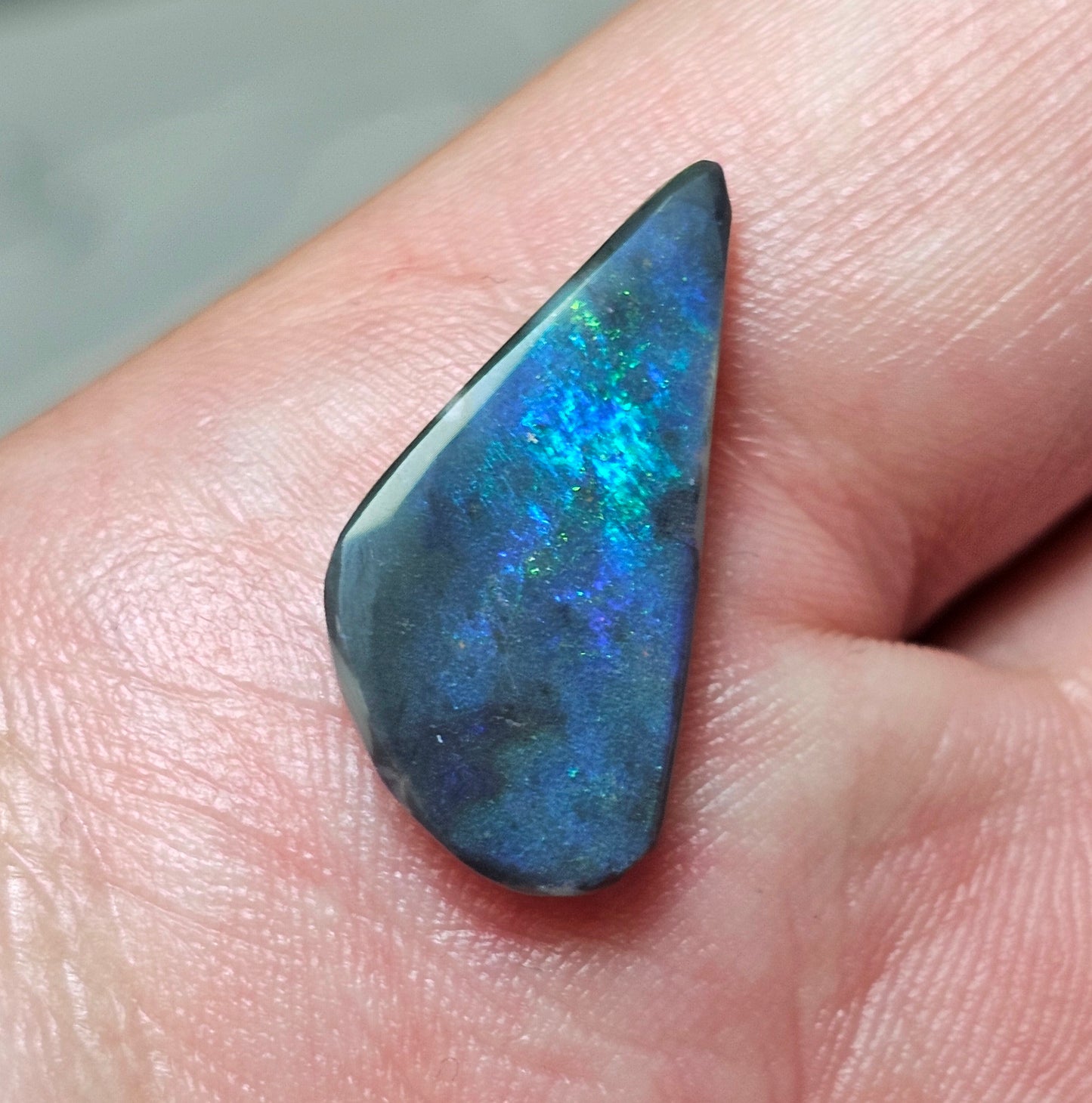 5cts Magical Black Opal from Lightning Ridge! (ALR37)