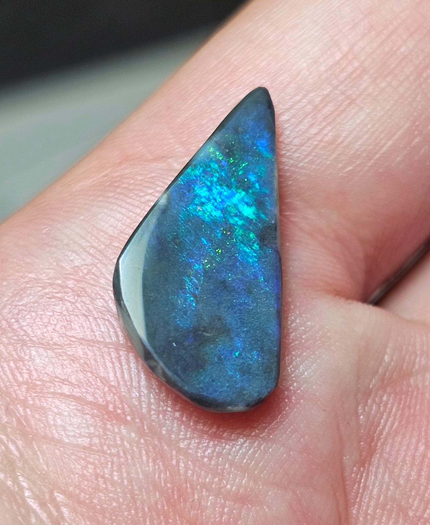 5cts Magical Black Opal from Lightning Ridge! (ALR37)