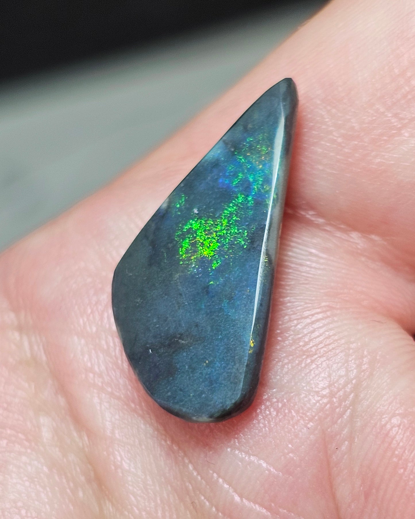 5cts Magical Black Opal from Lightning Ridge! (ALR37)