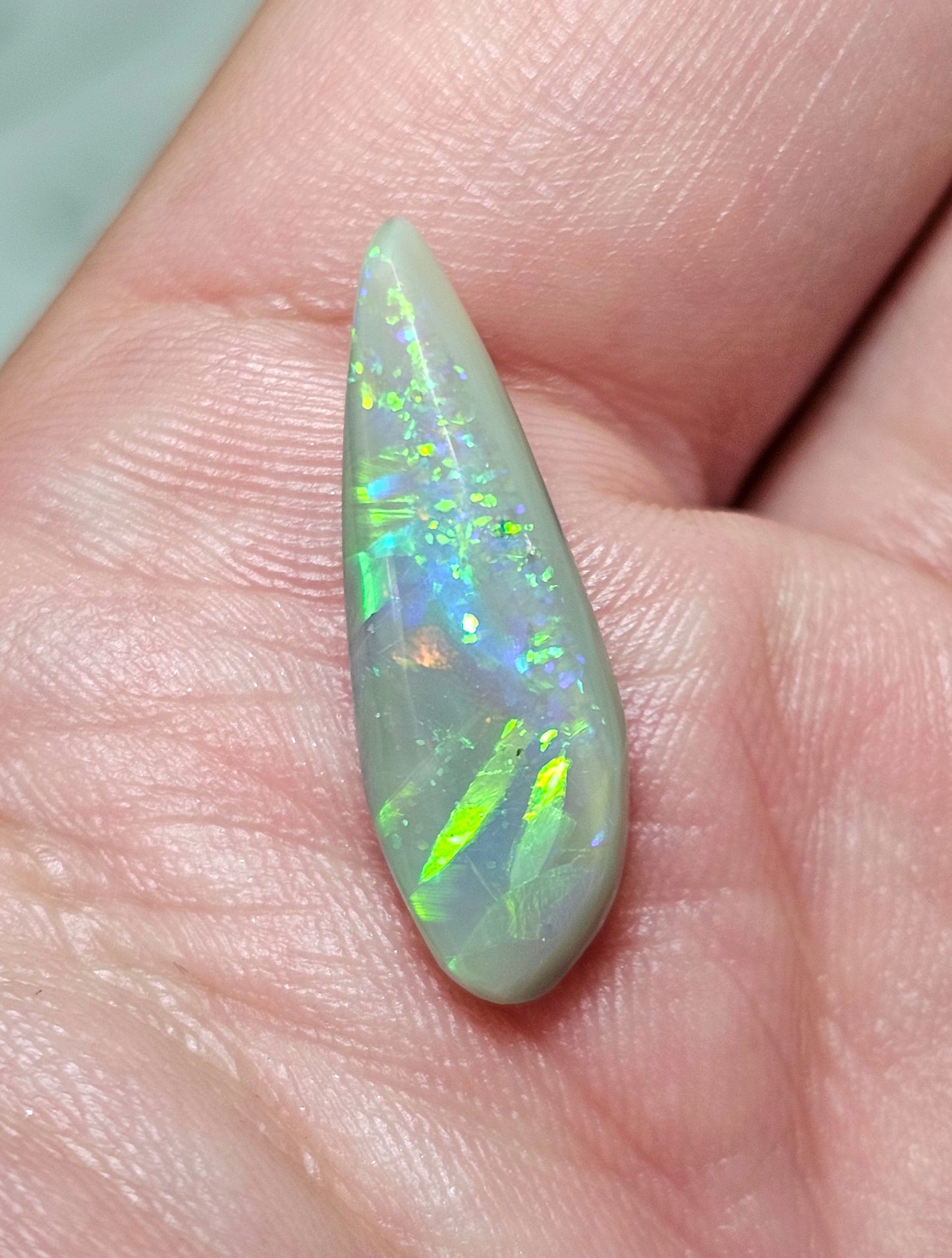4.90 Surperb Opal from Lightning Ridge! (ALR38)