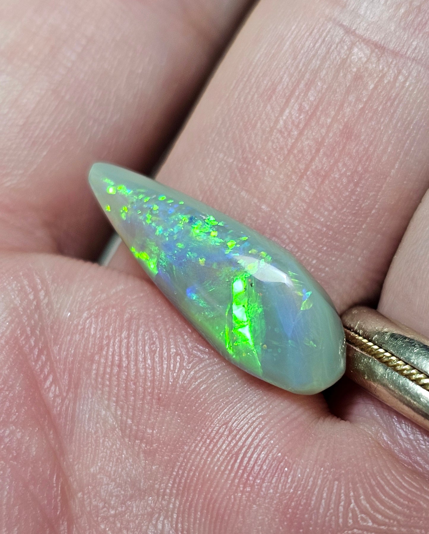 4.90 Surperb Opal from Lightning Ridge! (ALR38)