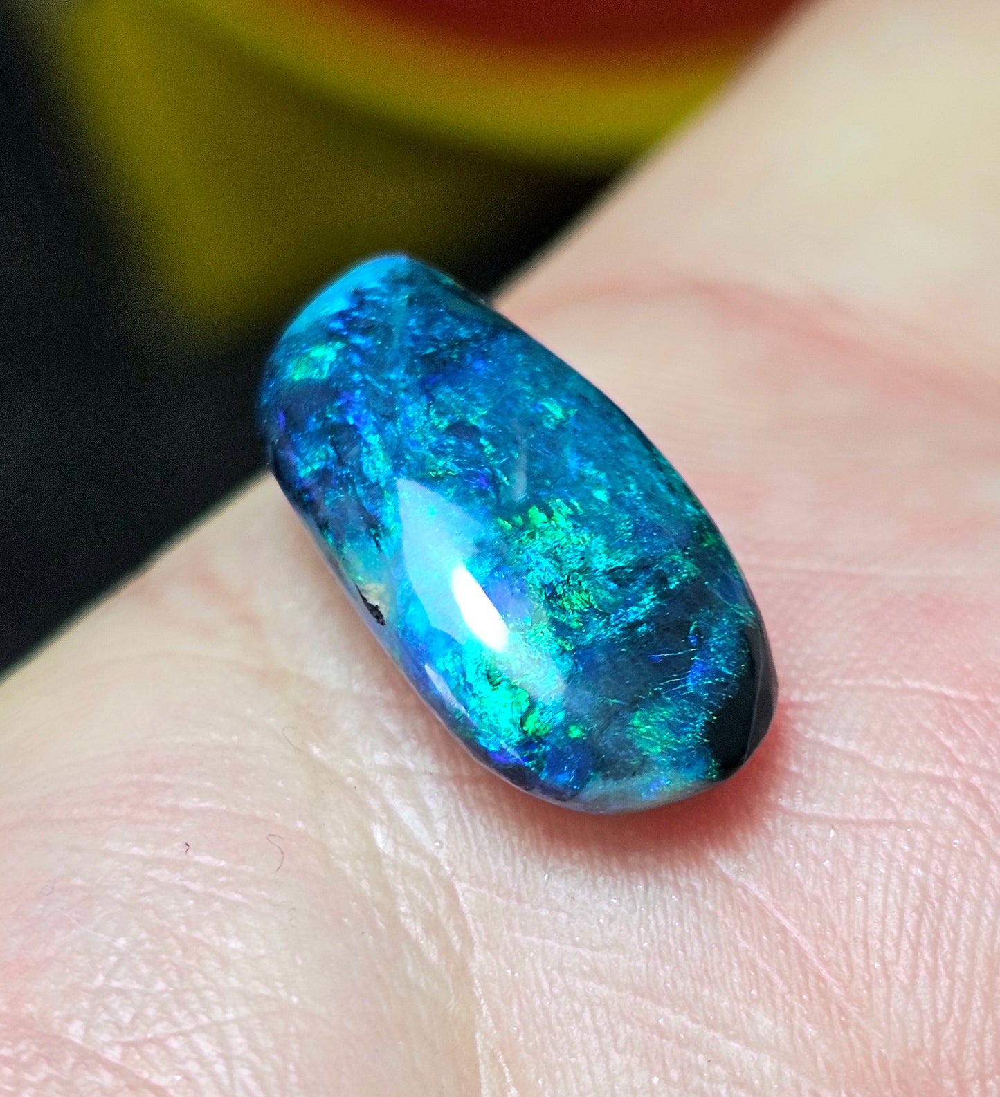 8cts Majestic Black Opal from Lightning Ridge! (ALR41)