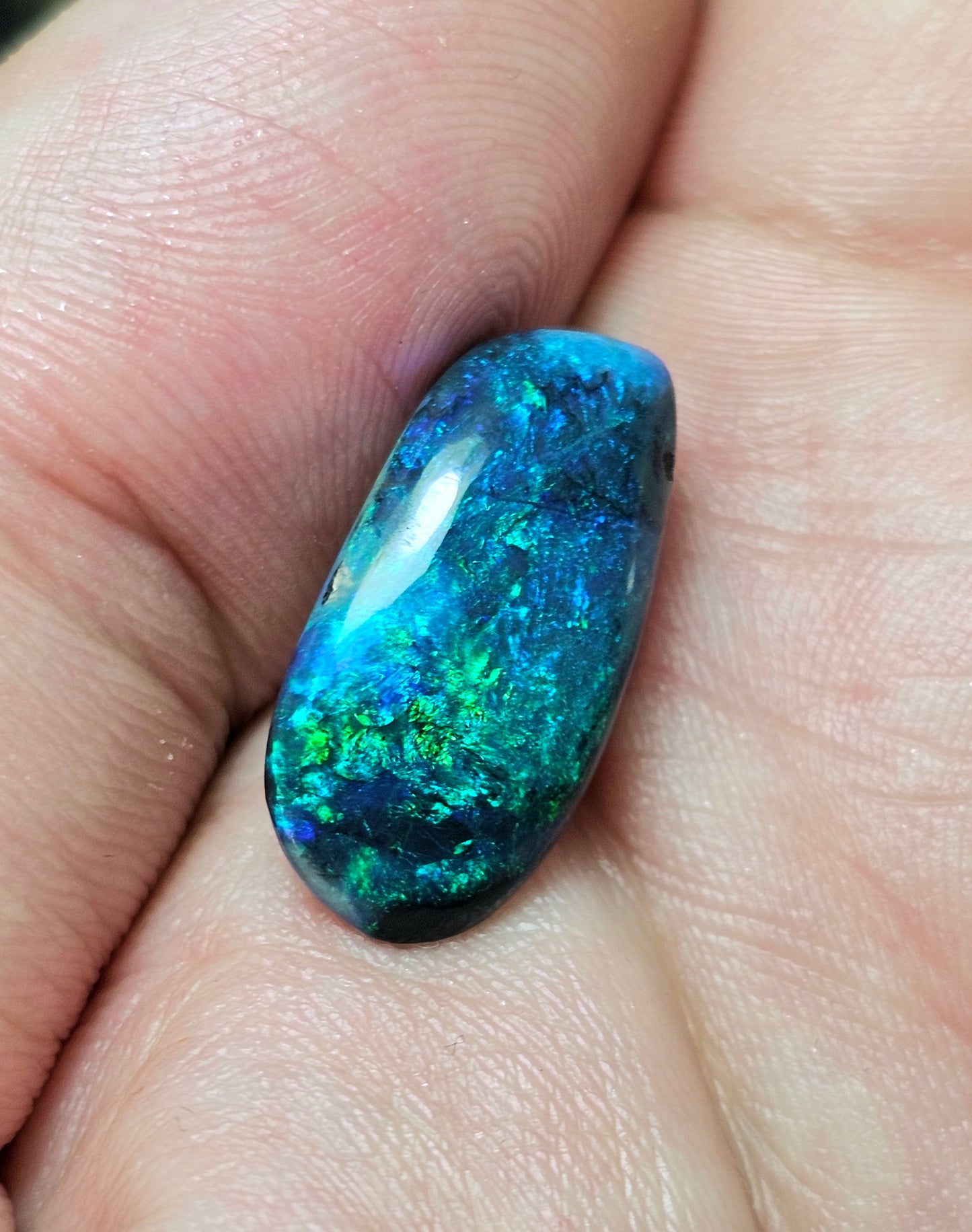 8cts Majestic Black Opal from Lightning Ridge! (ALR41)