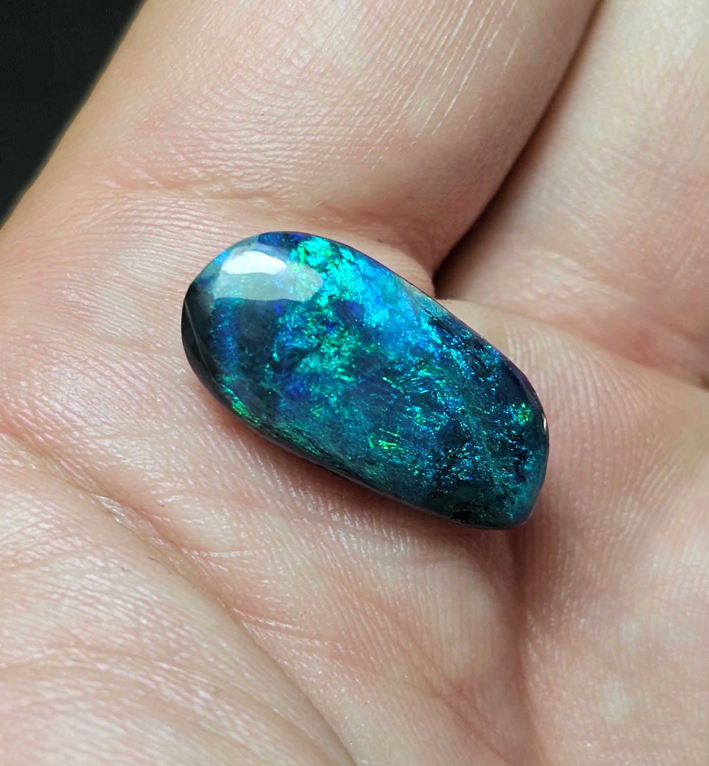 8cts Majestic Black Opal from Lightning Ridge! (ALR41)