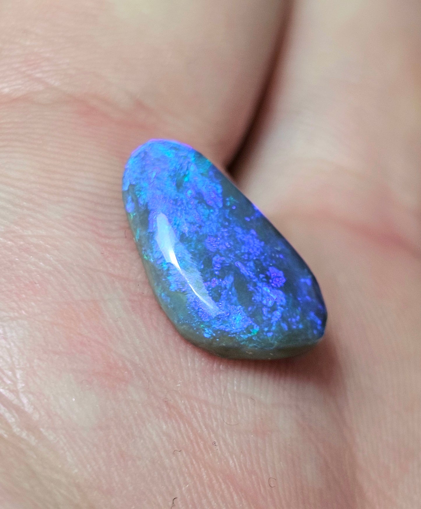 4cts Lovely Black Opal from Lightning Ridge! (ALR45)