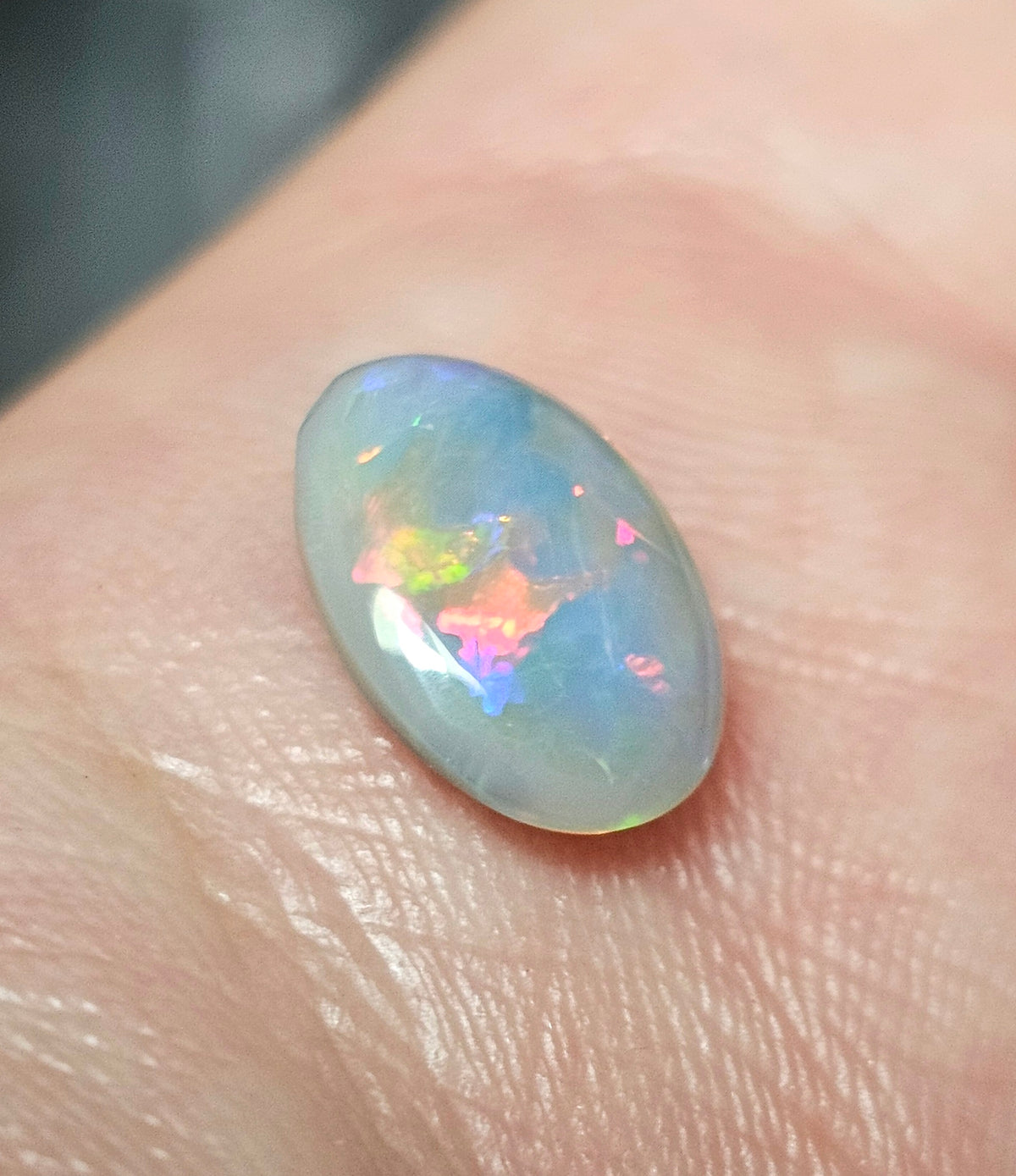 1.80cts Semi Black Opal from Lightning Ridge! (Z15)