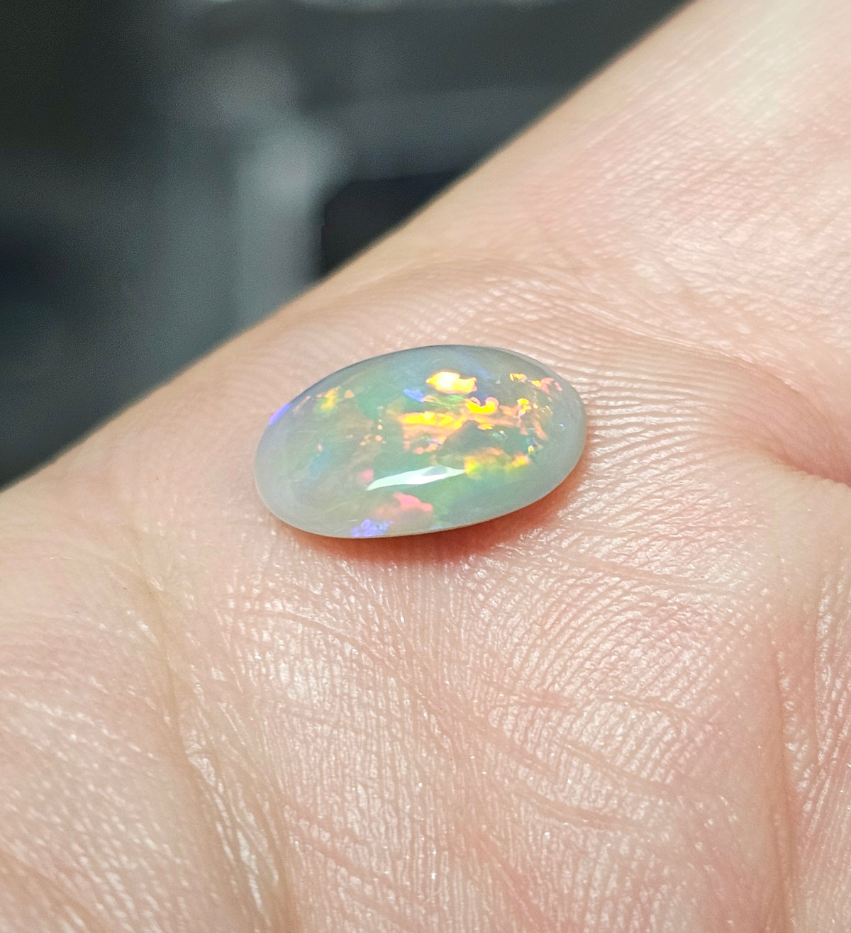 1.80cts Semi Black Opal from Lightning Ridge! (Z15)
