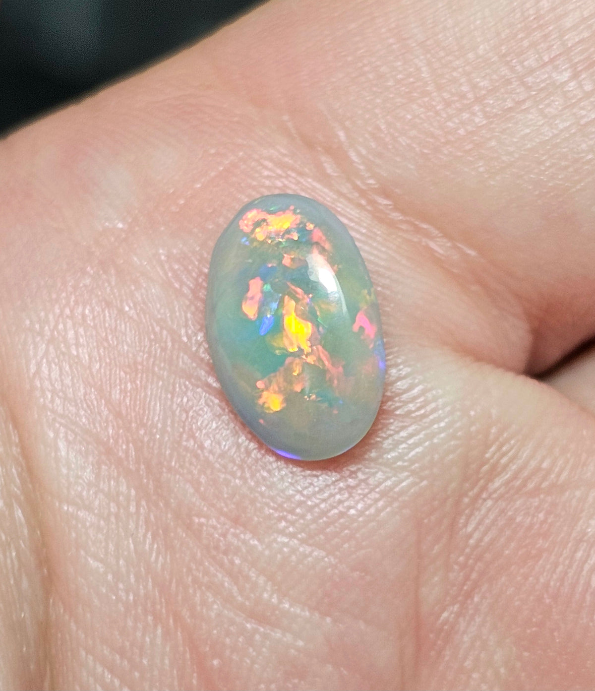 1.80cts Semi Black Opal from Lightning Ridge! (Z15)