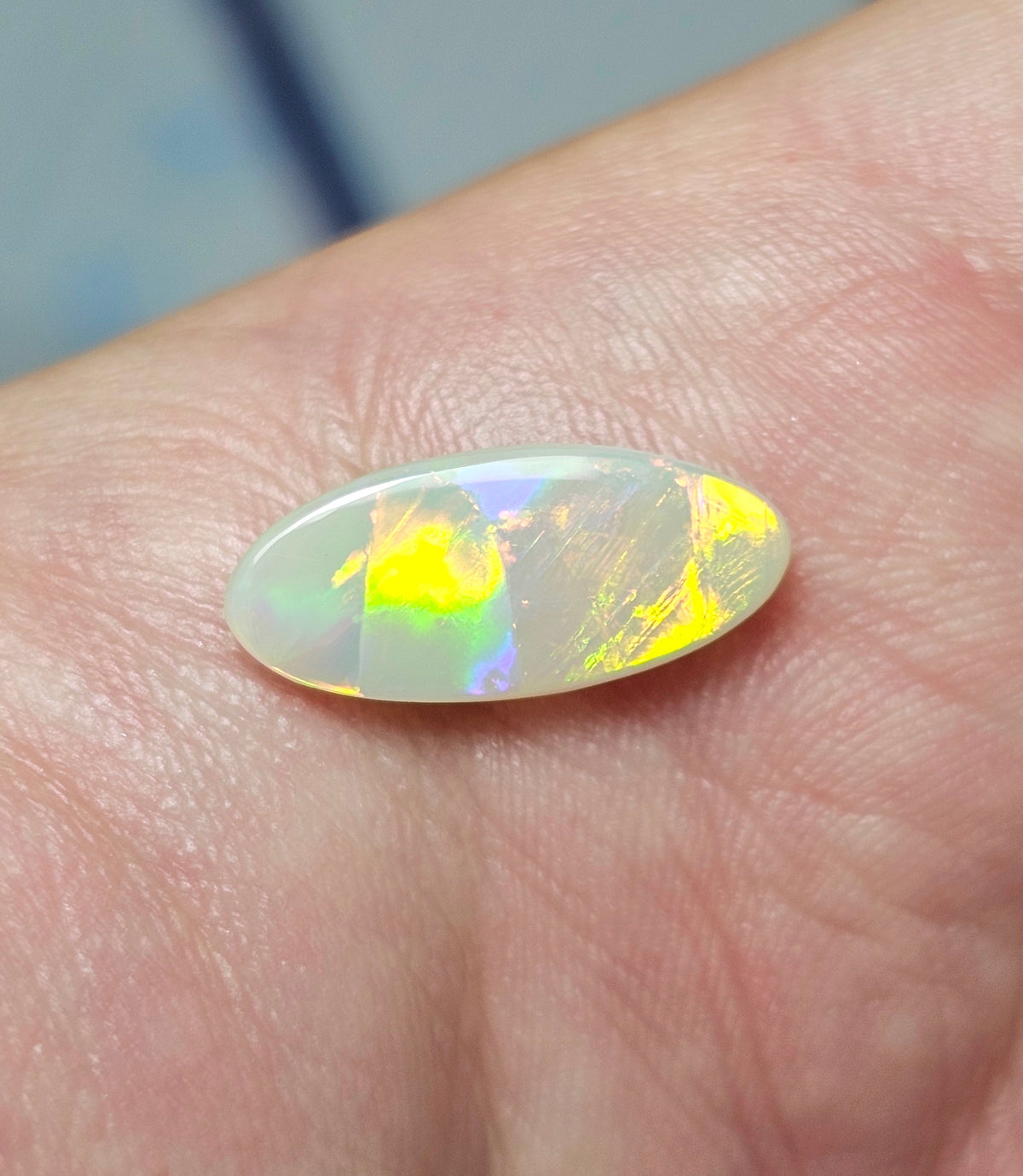 2.20cts Crystal Opal from Lightning Ridge! (LRA1)