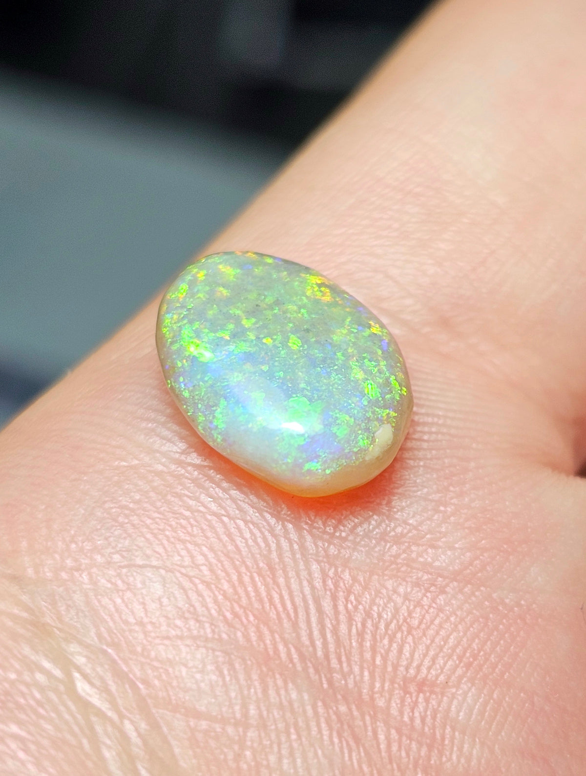 3.75cts Crystal Opal from Lightning Ridge! (Z6)