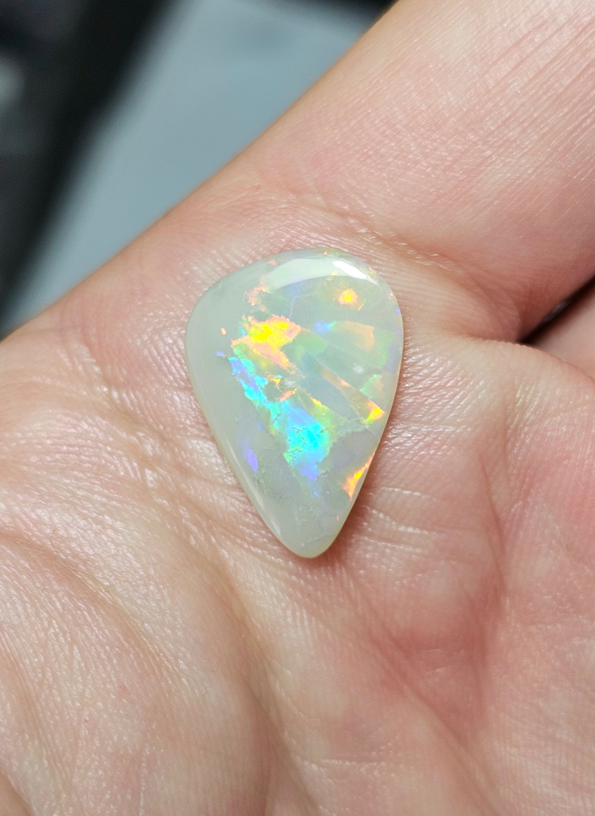 3.45cts Semi Black Opal from Lightning Ridge!(Z1)