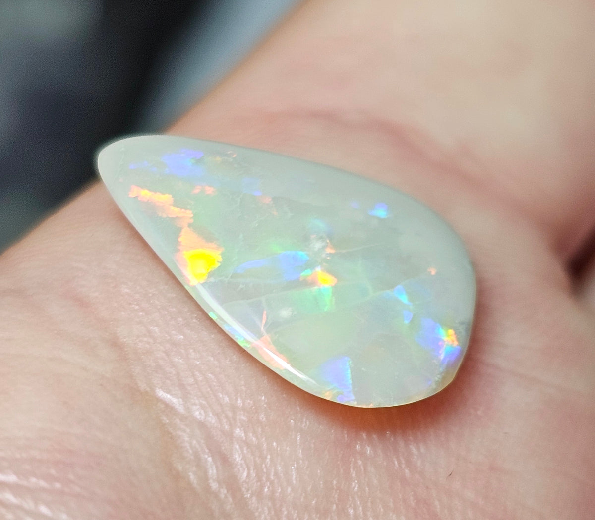 3.45cts Semi Black Opal from Lightning Ridge!(Z1)