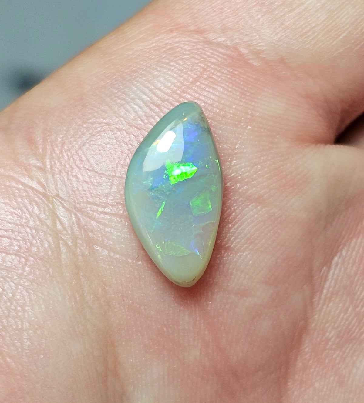 3.30cts Semi Black Opal from Lightning Ridge!(SS1)