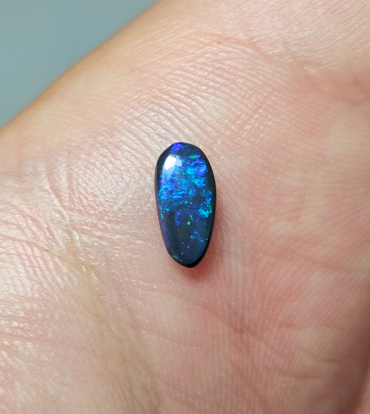0.50cts Black Opal from Lightning Ridge!(LRF)