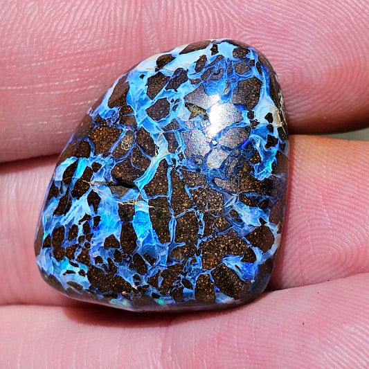 Glacier Boulder Opal! Unique Gem at 55cts!