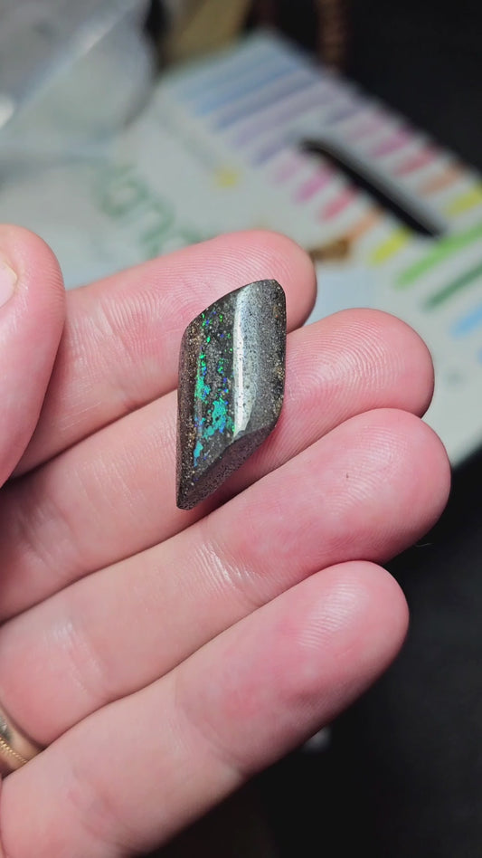 14cts Pretty Boulder Opal (NBM30)