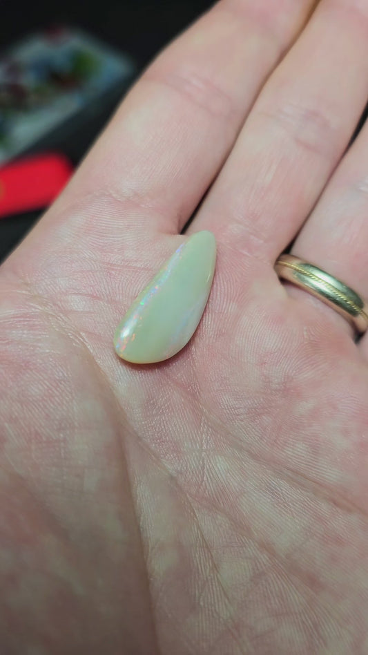 7cts Interesting Opal (VA4)