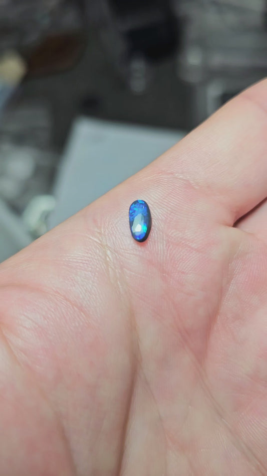 0.50cts Black Opal from Lightning Ridge!(LRF)
